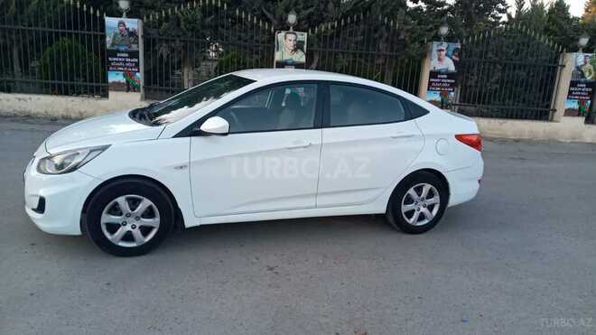 Hyundai Accent 2012, 320,823 km - 1.4 л - Bakı