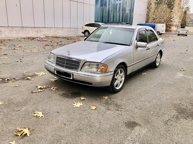 Mercedes C 200 1995, 325,000 km - 2.0 л - Mingəçevir