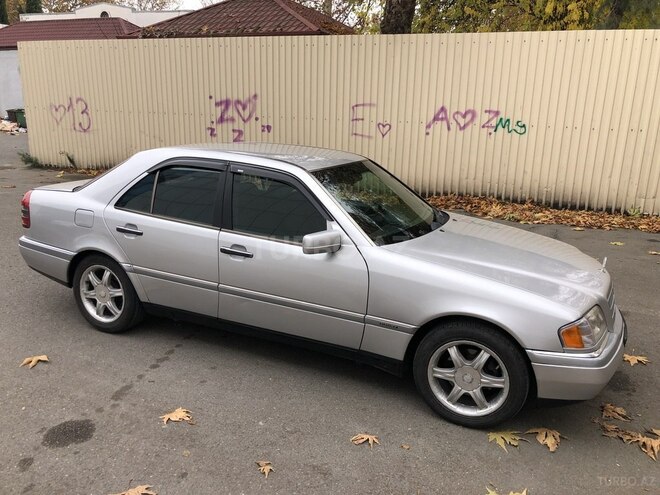 Mercedes C 200 1995, 325,000 km - 2.0 л - Mingəçevir