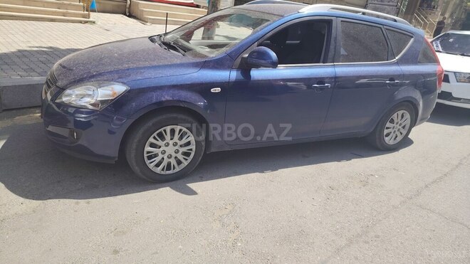 Kia Ceed 2008, 325,000 km - 1.6 л - Gəncə