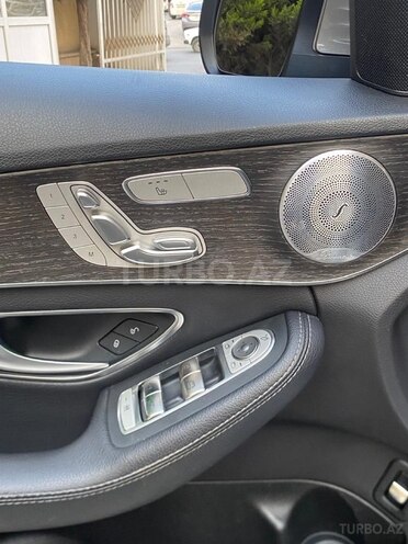 Mercedes C 300-16