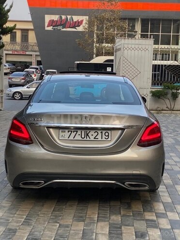 Mercedes C 300-7