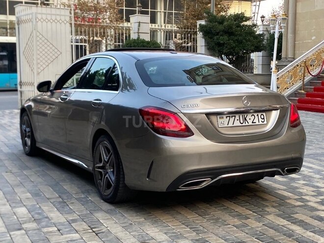 Mercedes C 300-6