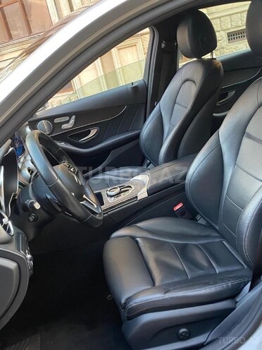 Mercedes C 300-10