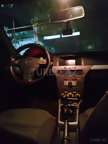 Opel Astra 2006, 250,000 km - 1.3 л - Bakı