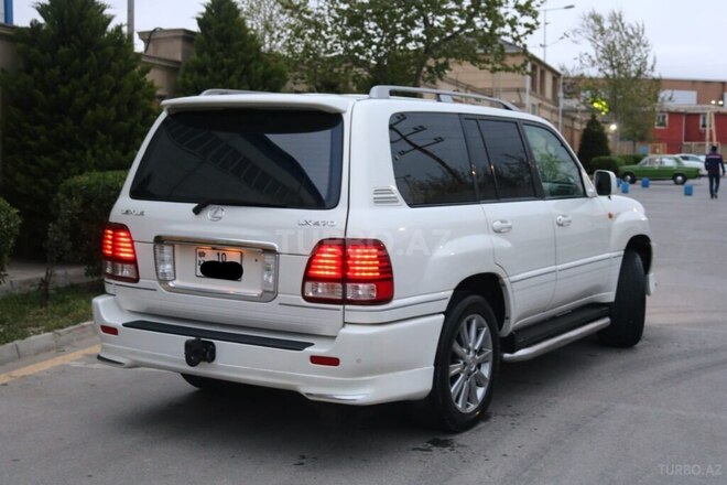 Lexus LX 470-2