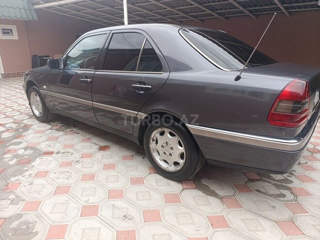 Mercedes C 180 1997, 462,350 km - 1.8 l - Qazax