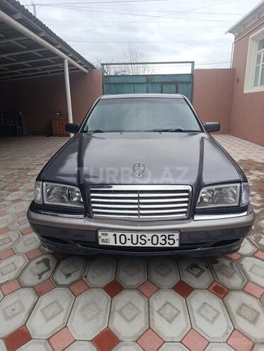 Mercedes C 180 1997, 462,350 km - 1.8 l - Qazax