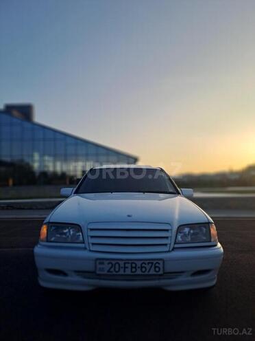 Mercedes C 230 1997, 235,777 km - 2.3 л - Gəncə