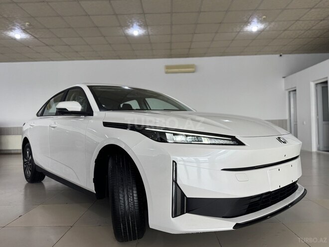 Changan Qiyuan A05 2024, 0 km - 1.5 l - Bakı