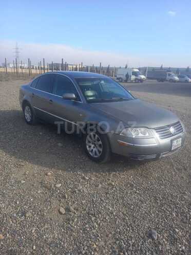 Volkswagen Passat 2003, 450,000 km - 1.8 l - Gəncə