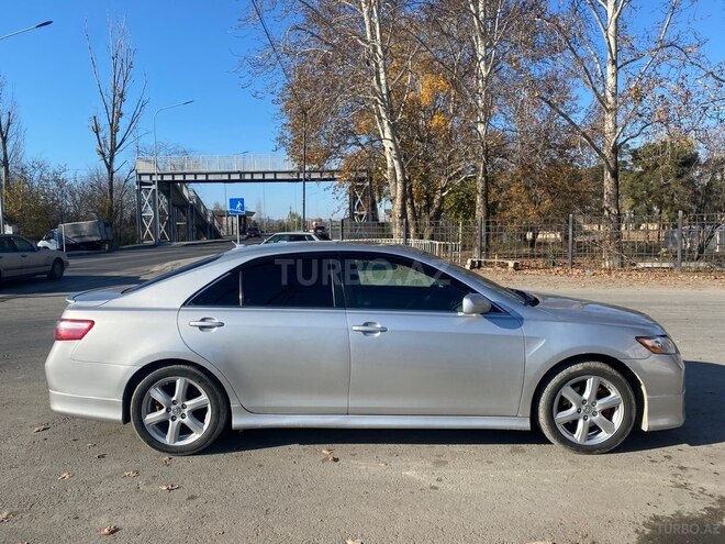 Toyota Camry 2006, 260,000 km - 2.4 l - Yevlax