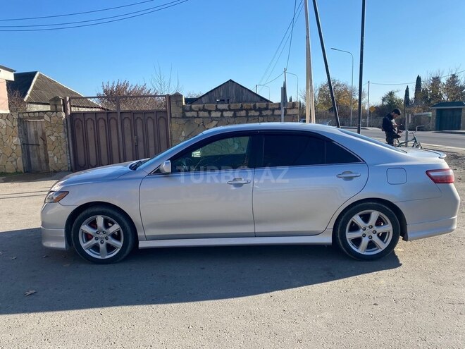 Toyota Camry 2006, 260,000 km - 2.4 l - Yevlax