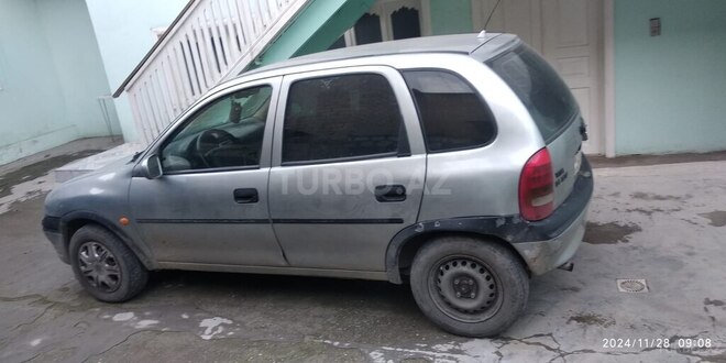 Opel Vita 1997, 250,000 km - 1.6 l - Gəncə