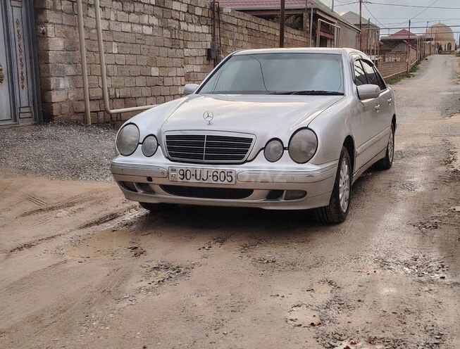Mercedes E 220 d 2001, 700,000 km - 2.2 л - Bakı