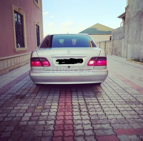 Mercedes E 240 2000, 474,450 km - 2.4 l - Bakı