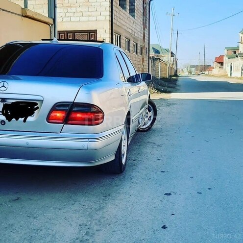 Mercedes E 240 2000, 474,450 km - 2.4 l - Bakı