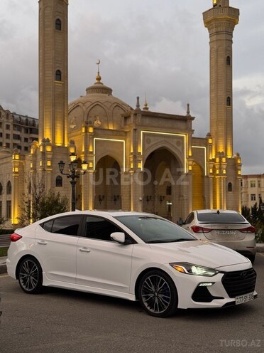 Hyundai Elantra 2018, 233,355 km - 1.6 l - Bakı