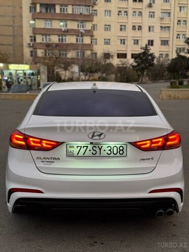 Hyundai Elantra 2018, 233,355 km - 1.6 l - Bakı