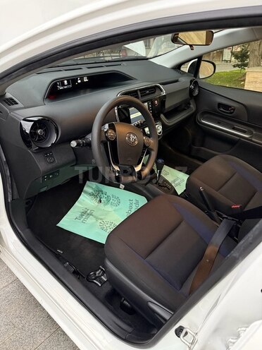 Toyota Aqua 2019, 29,600 km - 1.5 л - Bakı