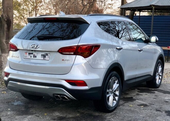 Hyundai Santa Fe 2015, 193,300 km - 2.0 л - Tovuz