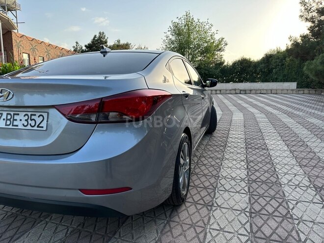 Hyundai Elantra 2015, 198,000 km - 1.8 l - Cəlilabad