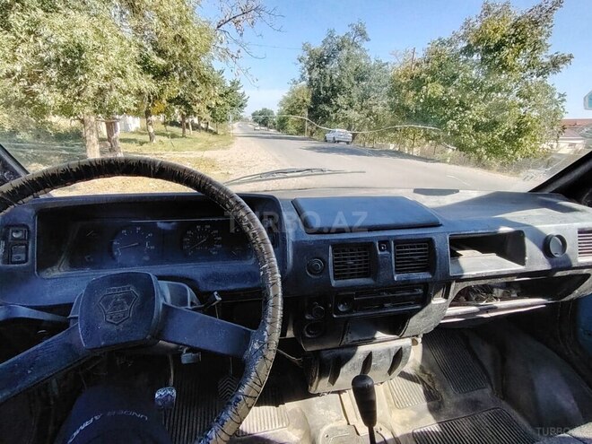 GAZ 33021 1997, 250,000 km - 2.4 l - Qusar