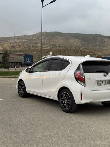 Toyota Aqua 2017, 123,500 km - 1.5 л - Bakı