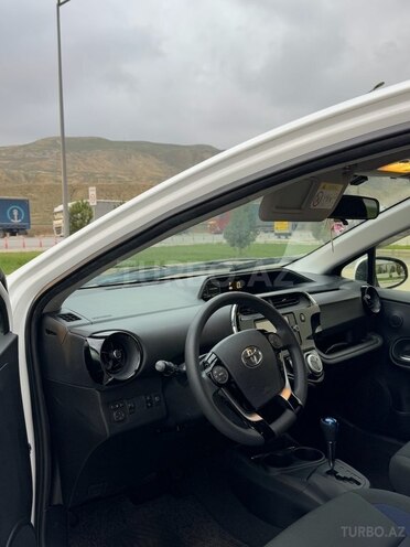 Toyota Aqua 2017, 123,500 km - 1.5 л - Bakı