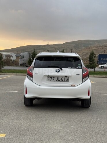 Toyota Aqua 2017, 123,500 km - 1.5 л - Bakı