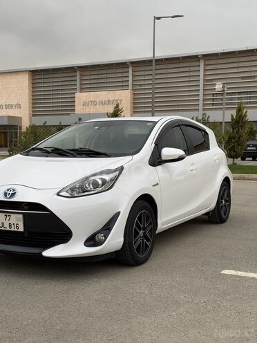 Toyota Aqua 2017, 123,500 km - 1.5 л - Bakı