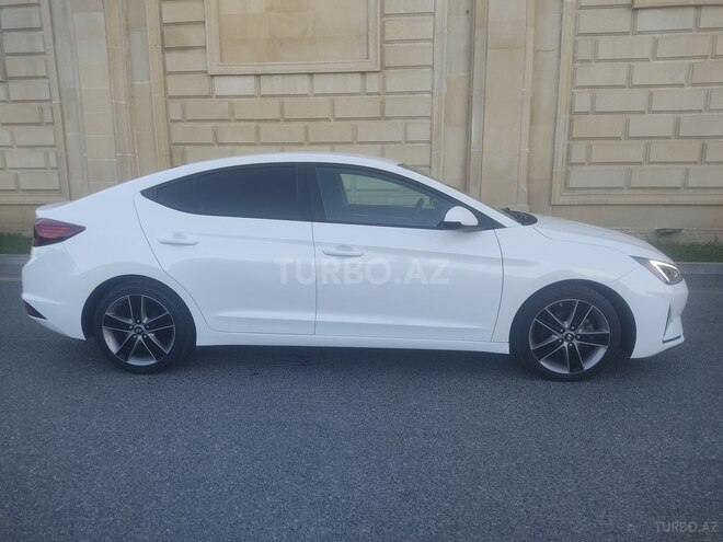 Hyundai Elantra 2018, 109,100 km - 2.0 l - Bakı