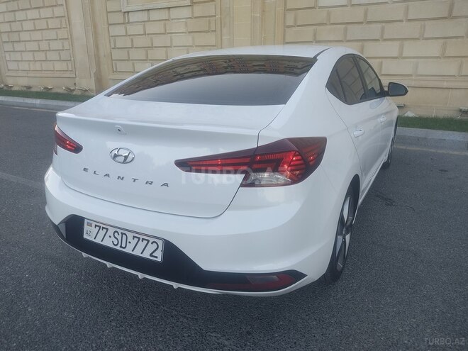 Hyundai Elantra 2018, 109,100 km - 2.0 l - Bakı