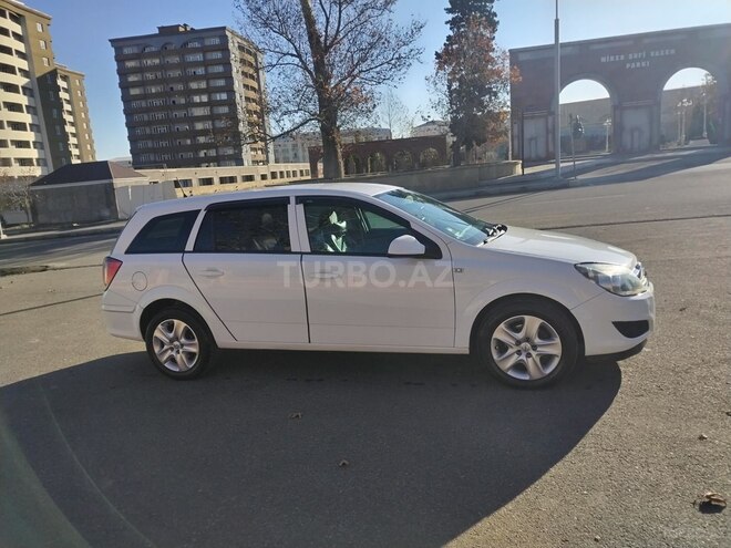 Opel Astra 2010, 360,000 km - 1.3 l - Gəncə
