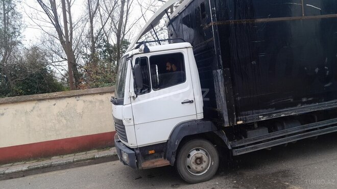 Mercedes Atego 814-2