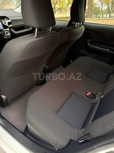 Toyota Aqua 2018, 29,500 km - 1.5 л - Bakı