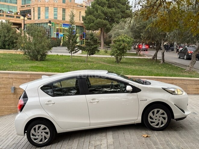 Toyota Aqua 2018, 29,500 km - 1.5 л - Bakı