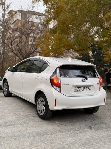 Toyota Aqua 2018, 29,500 km - 1.5 л - Bakı