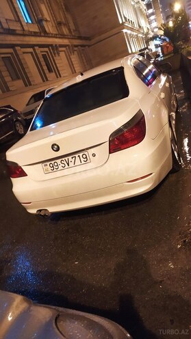 BMW 525 2005, 250,000 km - 2.5 л - Bakı