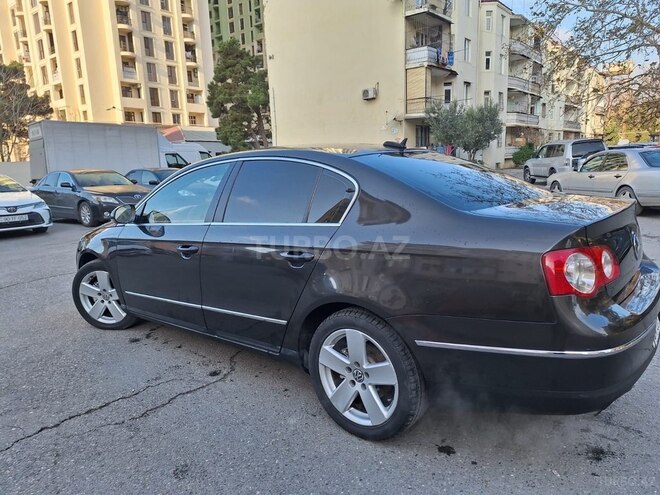 Volkswagen Passat 2006, 248,550 km - 2.0 л - Bakı