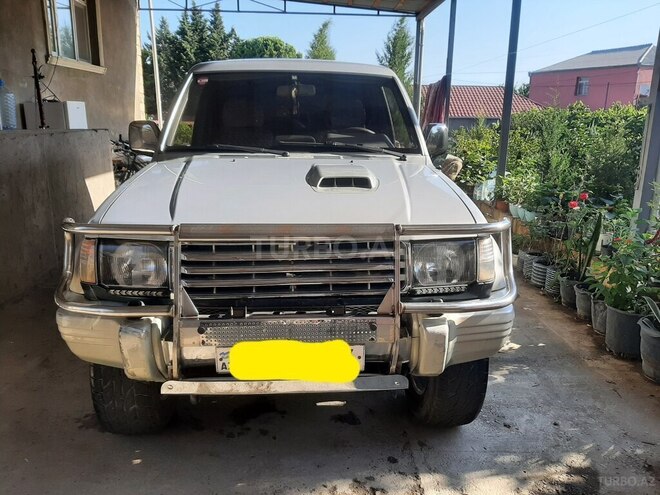 Mitsubishi Pajero 1994, 365,000 km - 2.8 l - Bakı