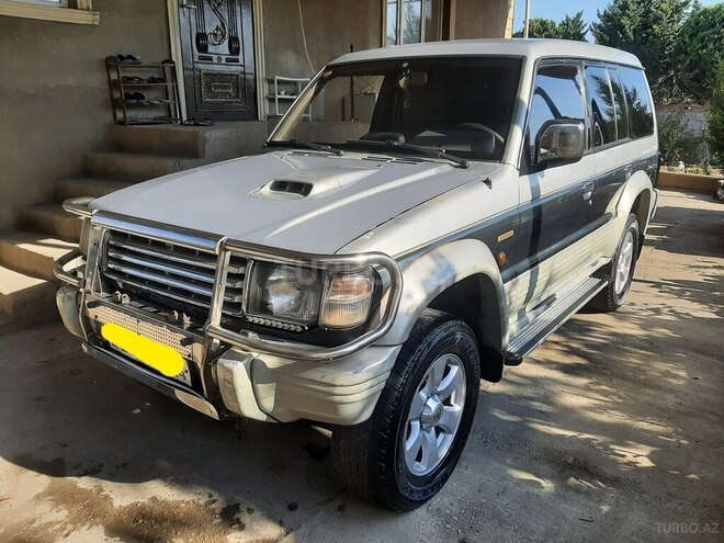 Mitsubishi Pajero 1994, 365,000 km - 2.8 l - Bakı