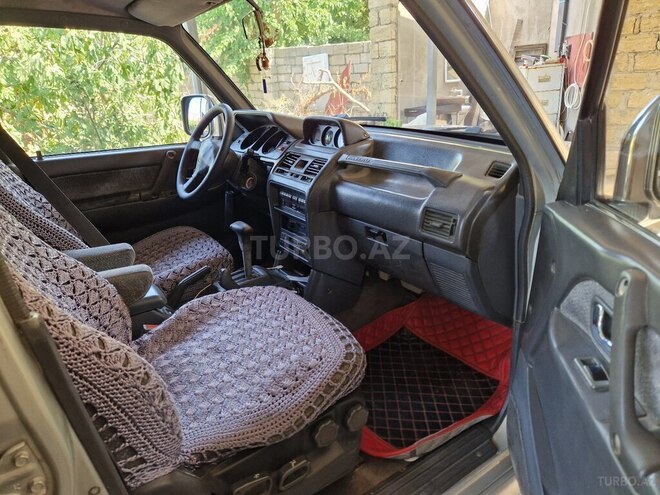 Mitsubishi Pajero 1994, 365,000 km - 2.8 l - Bakı