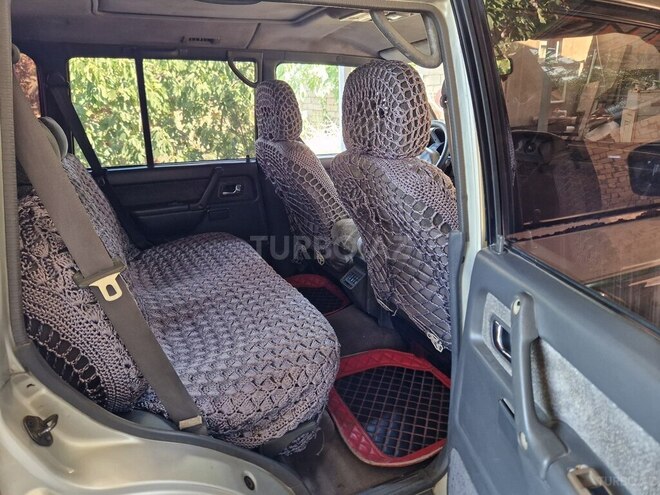 Mitsubishi Pajero 1994, 365,000 km - 2.8 l - Bakı