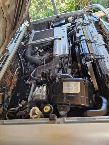 Mitsubishi Pajero 1994, 365,000 km - 2.8 l - Bakı