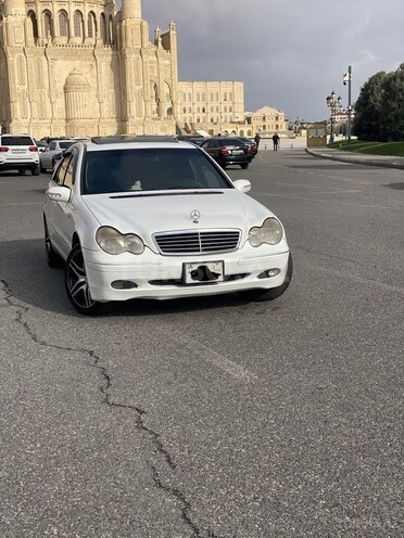 Mercedes C 240 2002, 211,710 km - 2.4 л - Bakı