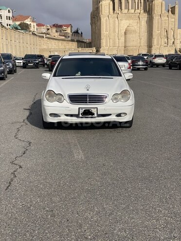 Mercedes C 240 2002, 211,710 km - 2.4 л - Bakı