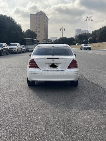 Mercedes C 240 2002, 211,710 km - 2.4 л - Bakı