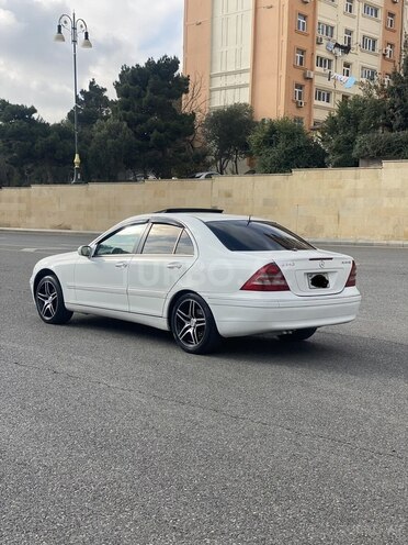 Mercedes C 240 2002, 211,710 km - 2.4 л - Bakı