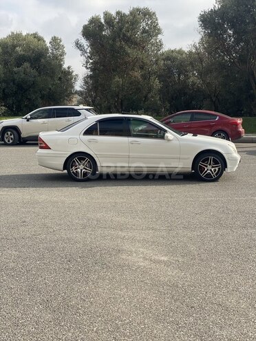Mercedes C 240 2002, 211,710 km - 2.4 л - Bakı